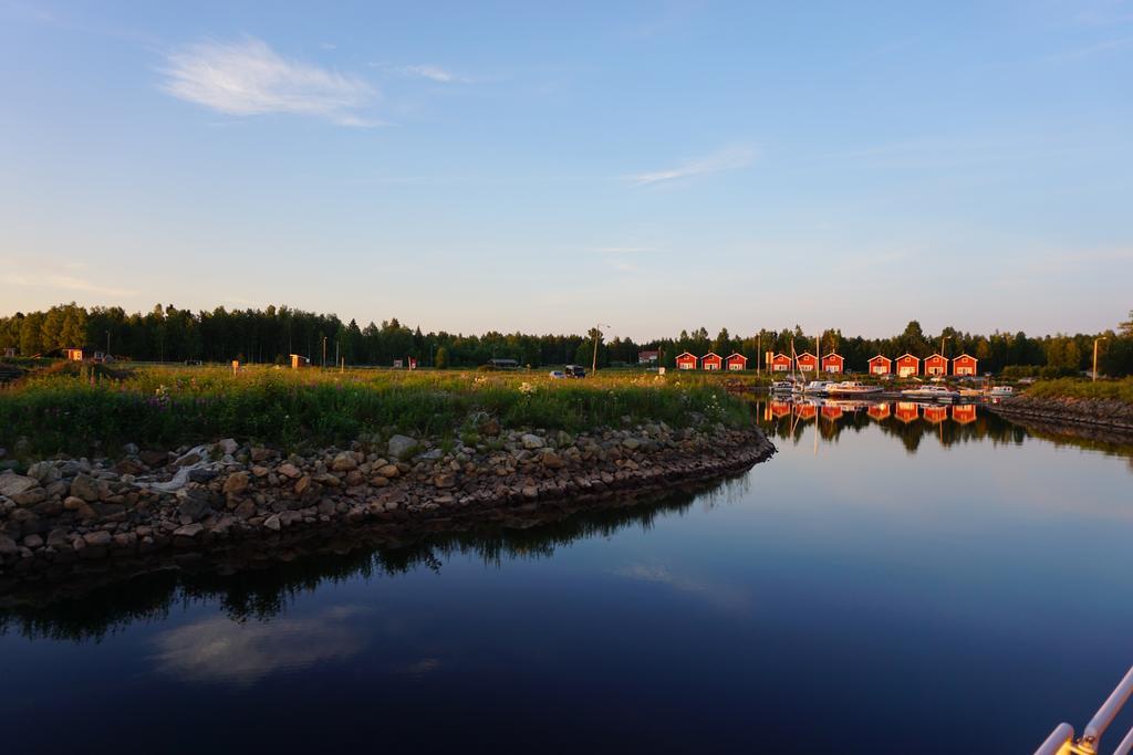 Wanha Pappila Cottages Simoniemi Exterior photo